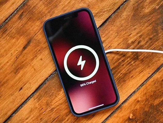西工苹果手机维修分享iPhone 12可以随便充电吗 